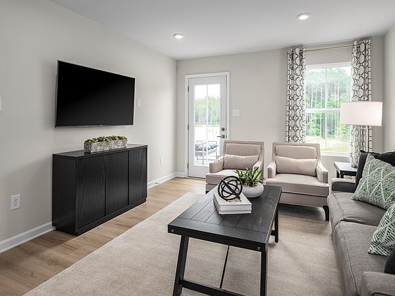 3rd image of 672 Big Bend Ct #201