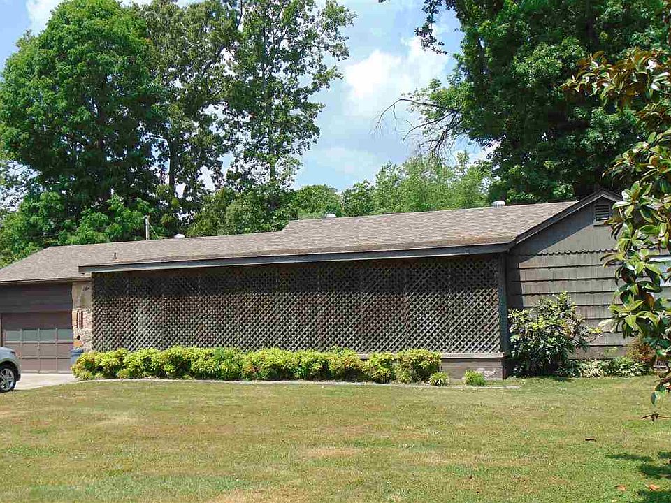 1st image of 105 Dogwood Ln