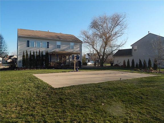 2nd image of 5001 W Bay Ct
