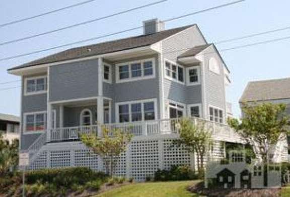 2nd image of 2612 Lumina Ave N