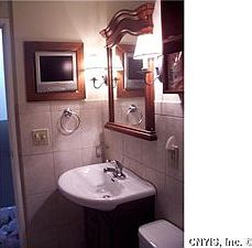 3rd image of 719 Idlewood Blvd