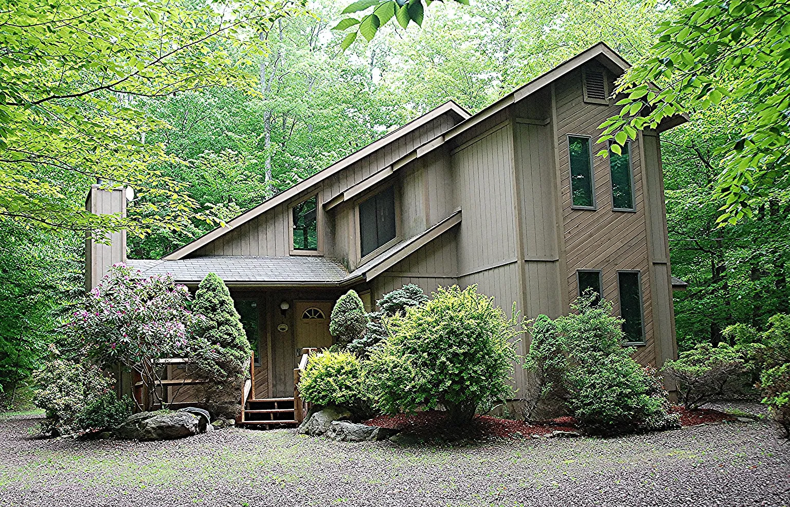 2217 White Oak Trl photo 1