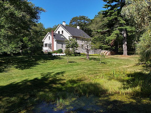 4th image of 608 River Road