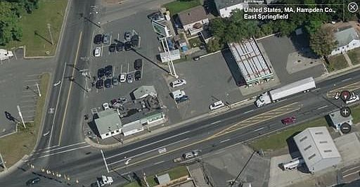 2nd image of 1082 Page Blvd