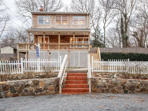 18 Belmont Road, Sound Beach, NY 11789