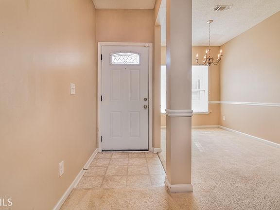 5th image of 7749 Newbury Dr