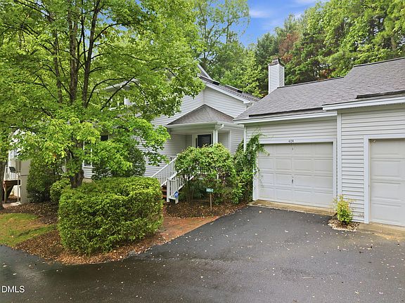 2nd image of 484 Beechmast