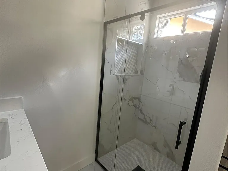 2715 Grafton Ave — Photo 15