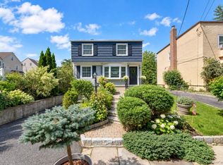 39 Saint Joseph Street, New Rochelle, NY 10805