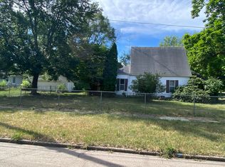74 Hinman Ave N, Battle Creek, MI 49037