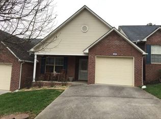5251 Avery Woods Ln, Knoxville, TN 37921