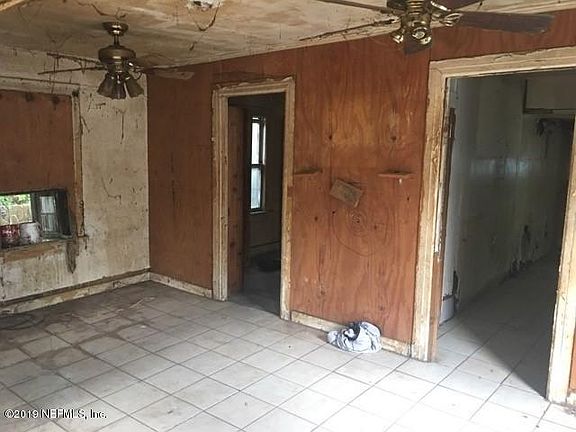 4th image of 5519 Telfair St