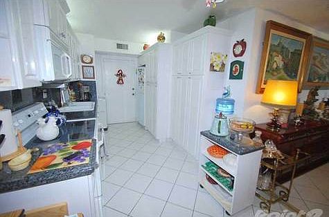 5th image of 7135 Collins Ave APT 402