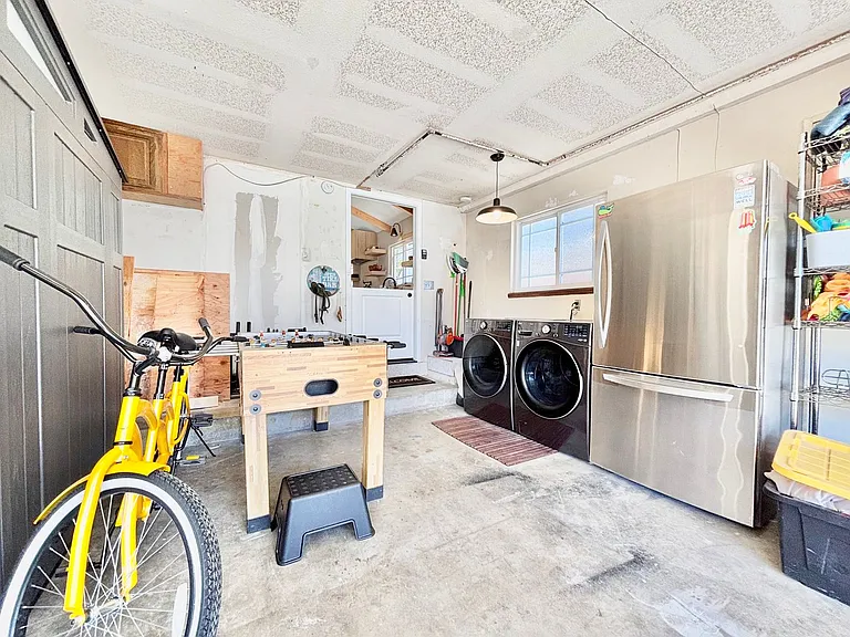 5209 Wavecrest Way — Photo 48