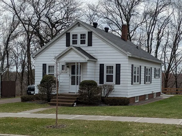 2009 Bellevue Ave, Eau Claire, WI 54703