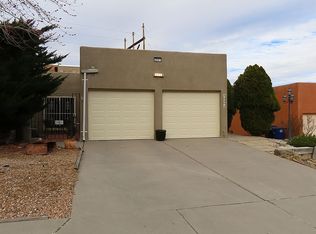 2941 Vista Del Rey NE, Albuquerque, NM 87112