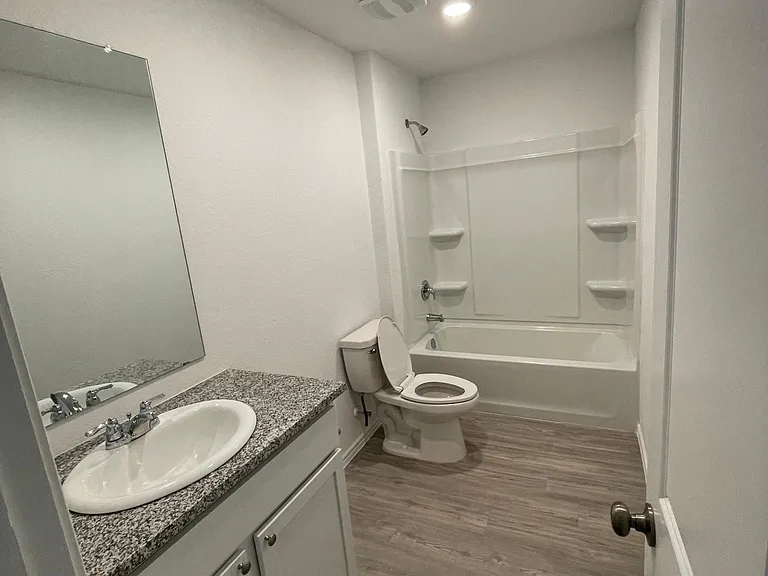 5912 Texas Spur — Photo 12