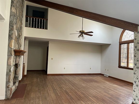 3rd image of 4254 Prestwick Dr