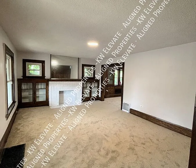 134 E Mildred Ave — Photo 2