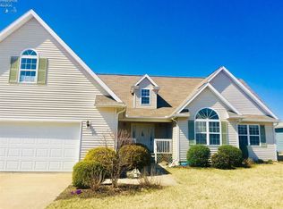 250 Hartland Dr, Bellevue, OH 44811