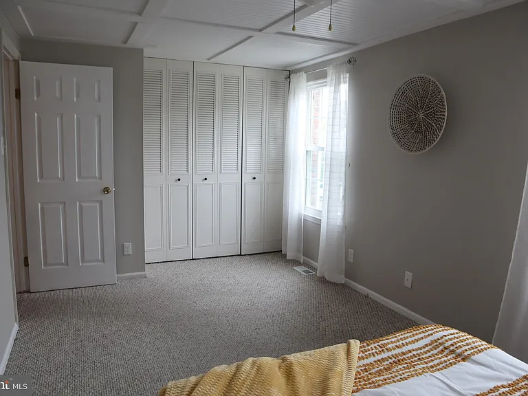 39 Victoria Manor Ct — Photo 6
