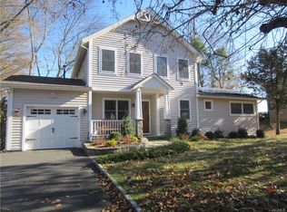 115 Deertrack Ln, Irvington, NY 10533