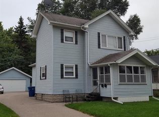 117 E New York Ave, Oshkosh, WI 54901