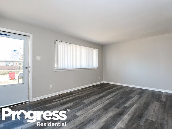 3rd image of 705 Gonzaga Ln