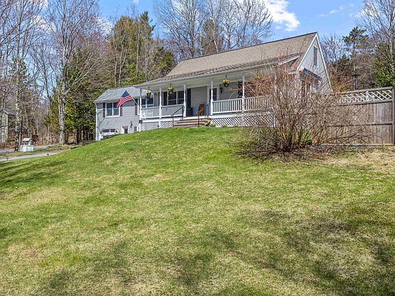 3rd image of 48 Snow Hill Road