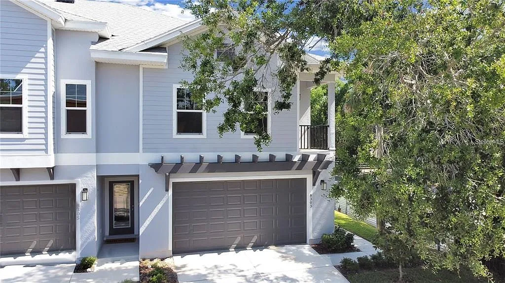 3 bed, 2.5 bath, 1725 sqft, $2,650 — Photo 1