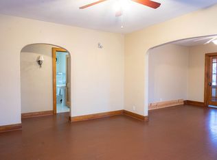 1917 Jackson St #1917, La Crosse, WI 54601