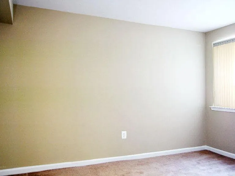 7 McCausland Pl — Photo 11
