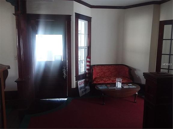 5th image of 236 S Woodland Blvd