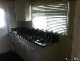 4th image of 1202 Lawrence Ave