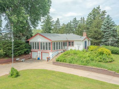 1825 Jackson St N, Maplewood, MN, 55117