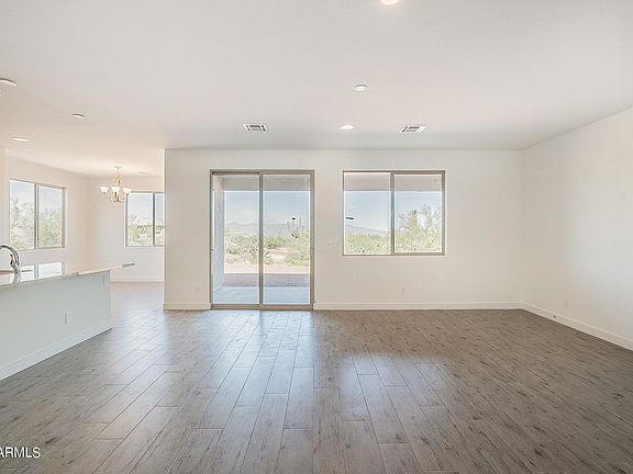 4th image of 29221 N 254TH Avenue