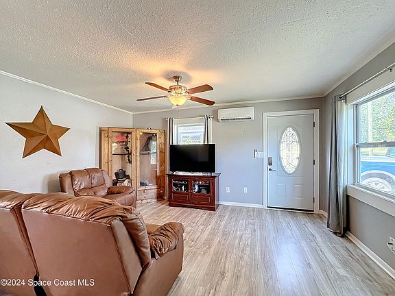 5th image of 3625 Orlando Ave