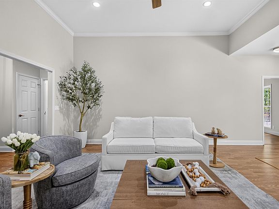 4th image of 78 Medina Way