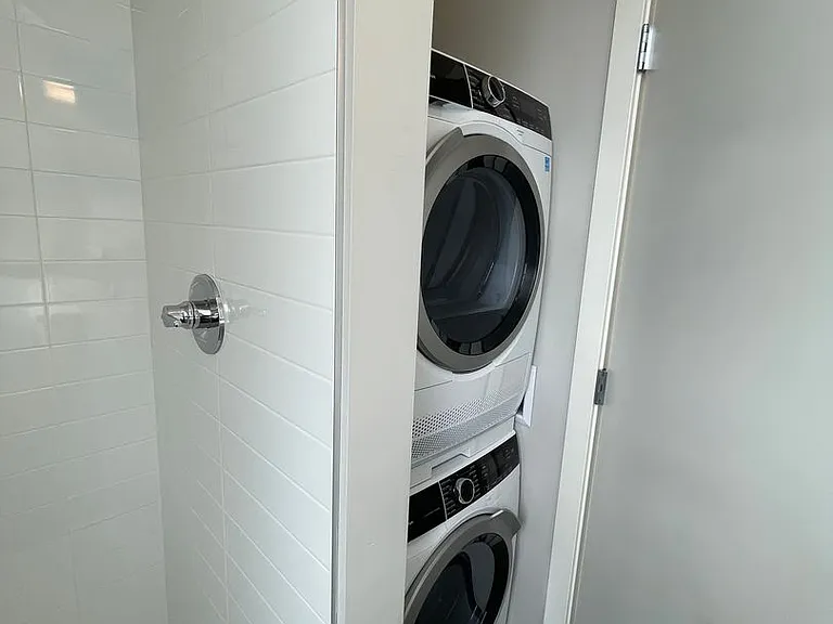 Sylvan Court — Photo 15