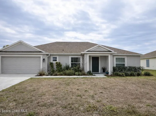 808 Grandeur St SE, Palm Bay, FL 32909
