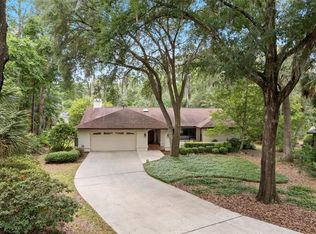 3915 NW 21st Ln, Gainesville, FL 32605