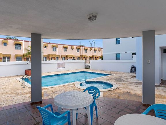 3rd image of Condo Coconut Ct #101