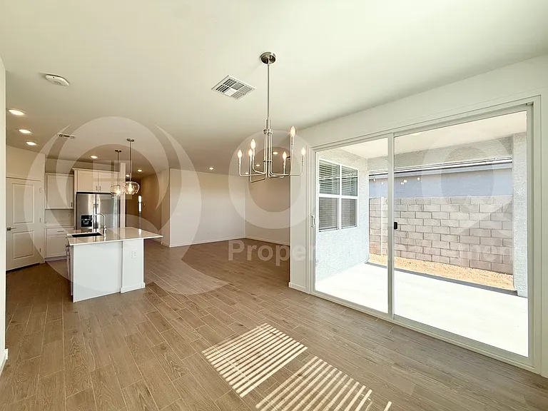 33110 N Noir Dr — Photo 6