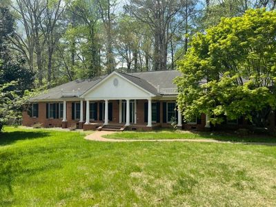 209 Meadowbrook Ln, La Fayette, GA, 30728