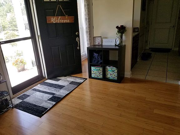 4th image of 126 Falling Leaf Ln
