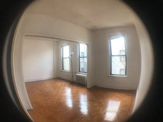 Rented by Axxess Realty Group | media 12