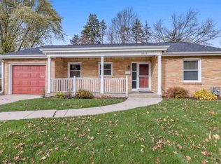 3812 Barrington Rd, Rockford, IL 61107
