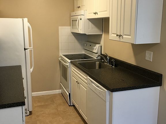 Beautiful newly renovated kitchen