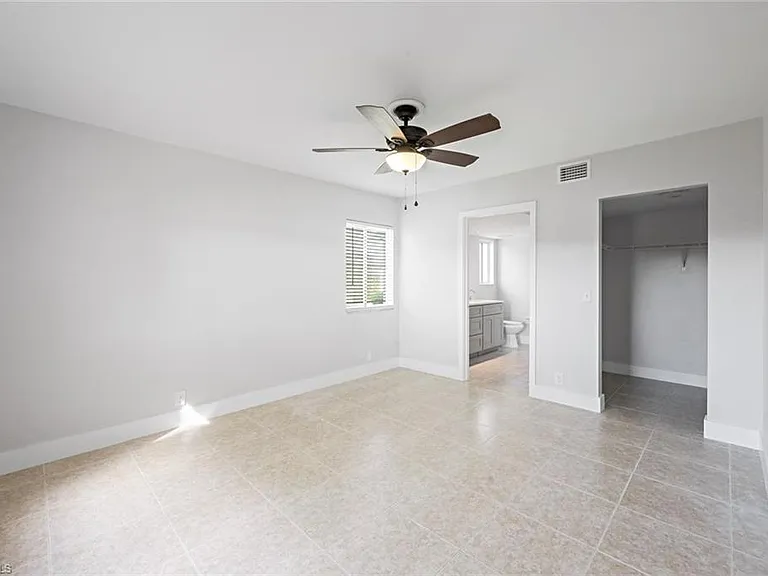 7800 Emerald Cir #B-104 — Photo 4