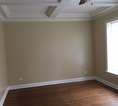 5th image of 4701 W Van Buren St
